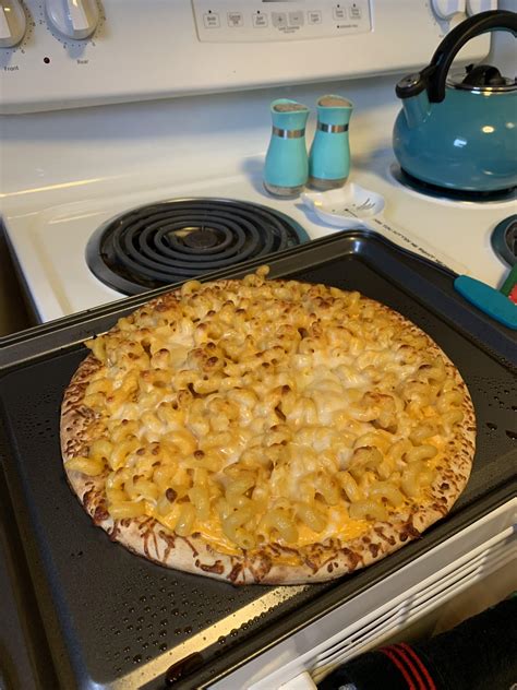 Homemade Macaroni And Cheese Pizza Rfood