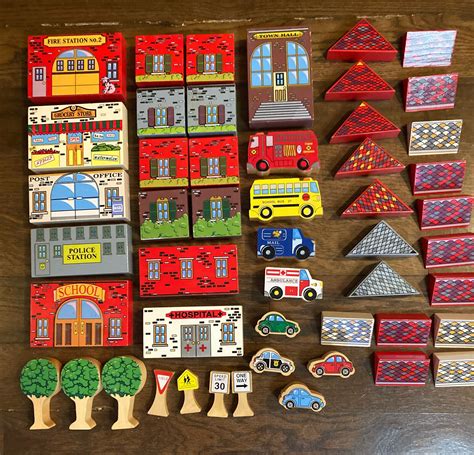 Cool Melissa And Doug Wooden Town Blocks 50 Piece Play Set With Tray Ebay