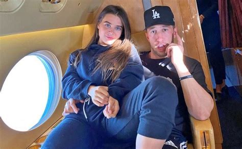 Lana Rhoades Se Encontr Con Mike Majlak Y Revel Quien Es El Padre De Su Hijo Milo