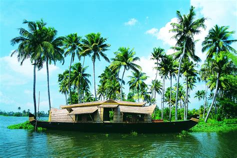 8 Reasons Kerala Is Known As The Gods Own Country E Traveler Budget