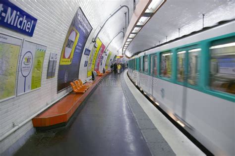 Metro Train Paris France Editorial Stock Image Image Of Tourism