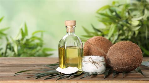 Why Coconut Oil Is Good For Your Dyed Hair