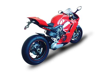 Straight away, ducatisti will notice both models now resemble the homologation special, boasting the same slippery bodywork that punches a larger hole through the air and gives the rider a larger cockpit to hide behind. Evotech s.r.l. | Tail tidy Ducati Panigale V4/S/Speciale/R ...