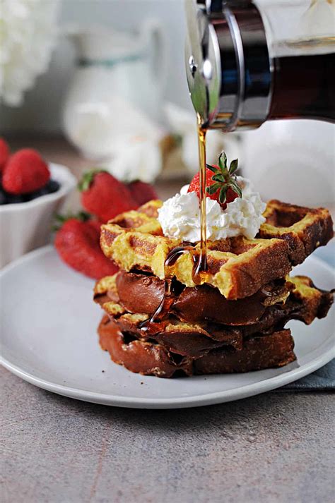 Easy French Toast Waffles Sula And Spice