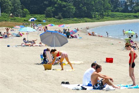 Beach Goers Handling The Heat Advisory Continues Barrington Ri Patch