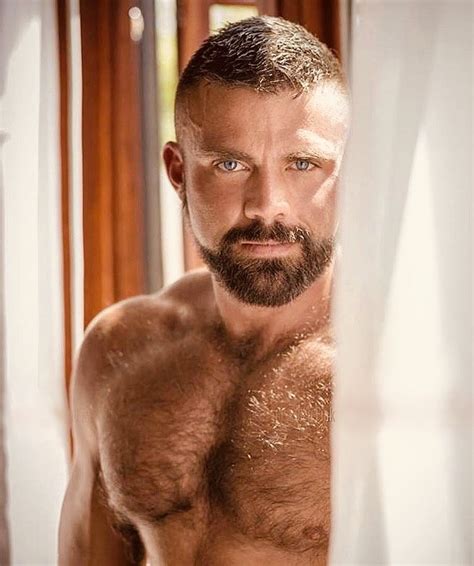 Strong Woof 👅 Muscle Bear Men Hairy Hunks Hairy Men Hot Hunks Moustaches Handsome Faces