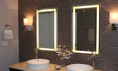 Simple square bathroom mirror design in modern bathroom. 20 Bright Bathroom Mirror Designs With Lights
