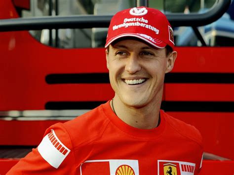 Michael schumacher appears in astérix aux jeux olympiques. Michael Schumacher : ruiné par ses soins médicaux ? [Pho ...