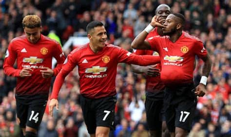 The official manchester united website with news, fixtures, videos, tickets, live match coverage, match highlights, player profiles, transfers, shop and more. Man Utd player ratings vs Wolves: David De Gea impressive ...