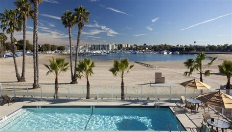 Jamaica bay inn tapestry by hilton offers 111 accommodations with mp3 docking stations and safes. Hotell - Springtime Travel