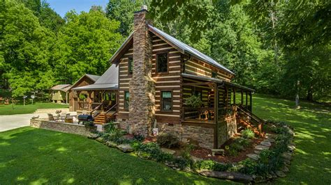 Maybe you would like to learn more about one of these? Tennessee Log Cabin Fits Couple's Dream Historic Home - NAHB