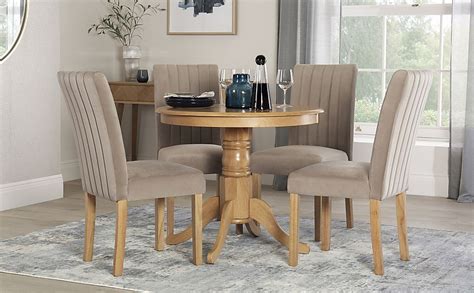 Kingston Round Dining Table And 4 Salisbury Chairs Natural Oak Finished