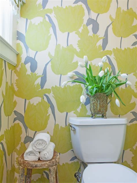 Bathroom With Yellow And Gray Floral Wallpaper Bathroom