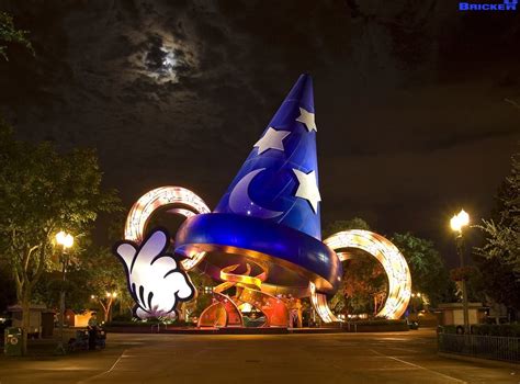 Sorcerers Hat Removal At Disneys Hollywood Studios Disney Tourist Blog