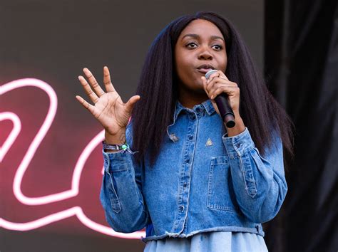On Jan 11 Rapper Noname Wants You To Register For A Library Card