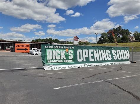 Construction On New Dicks Sporting Goods In Manchester Begins