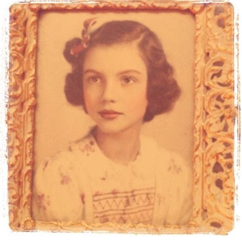Taylor Swifts Grandmother Marjorie Finlay 1940s Roldschoolcool