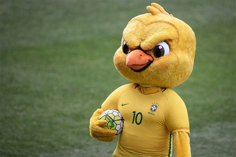 Com Ar Enfezado Mascote Da Seleção Brasileira Ganhou A Torcida Com