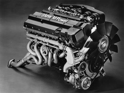 Why Bmw Uses An Inline Six Motor Advantages