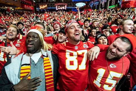 Kansas Citys Super Bowl Dreams Come True As Mahomes Rallies Chiefs