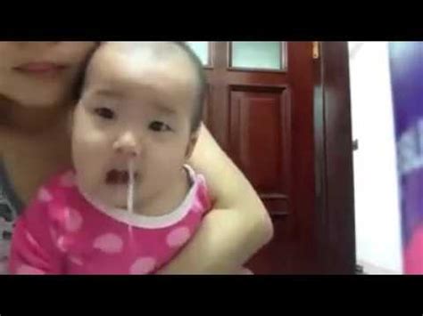 Cara menggunakan alat penyedut hingus bayi Cara Sedut Hingus Bayi Dengan Mulut