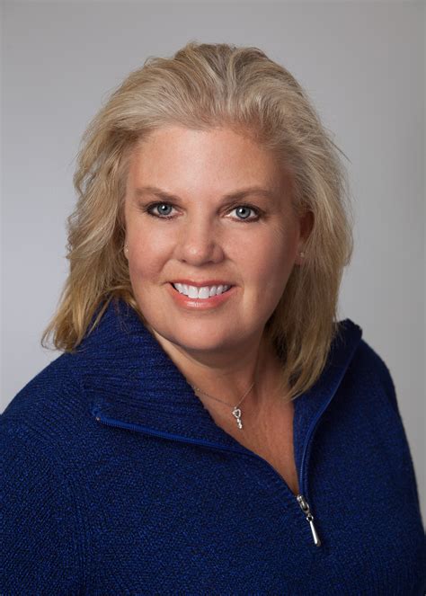 Nikki Nielsen Real Estate Agent Libertyville Il Coldwell Banker