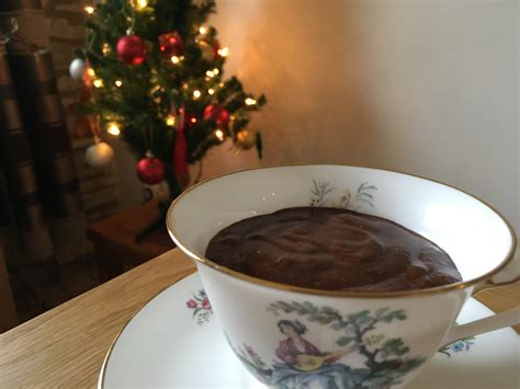 Pour into a serving bowl or individual glasses, as you. Raymond Blanc's chocolate mousse recipe | Cosy Life