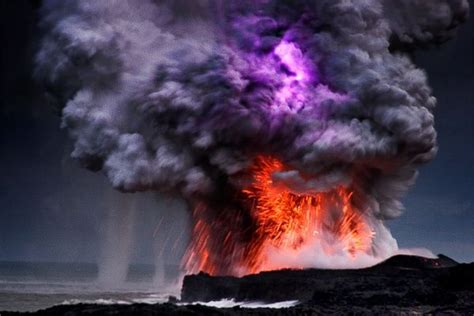 Japan Lightning Lava Iceland Hawaii Chile Eruption Volcanic Lightning