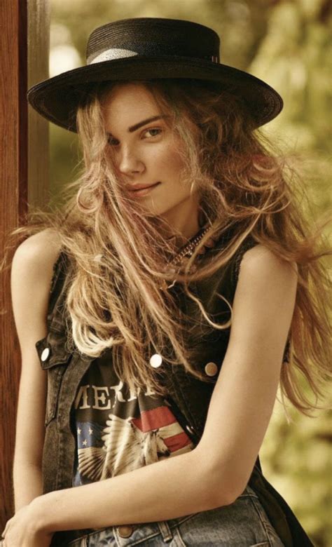 Daria Fedora Models Hats Fashion Templates Moda Hat Fashion Styles