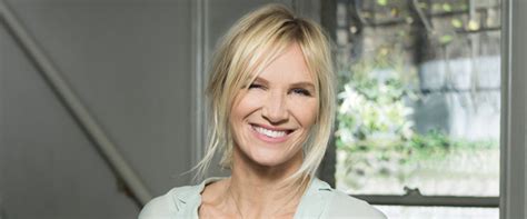 Jo whiley is fighting for her sister frances to get the coronavirus jab. Hearing Testimonials | Specsavers UK