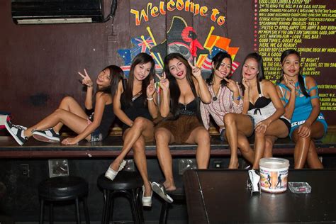 Subic Bay Nightlife With Beautiful Filipina Girls From Buccaneer Bar On National Highway In