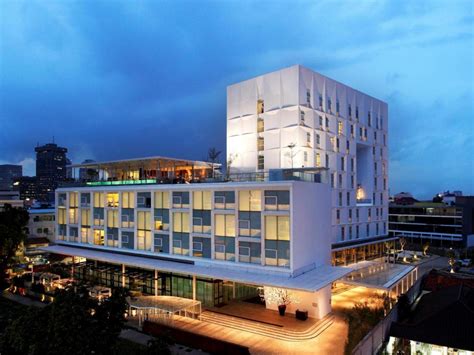 Morrissey Hotel Residences