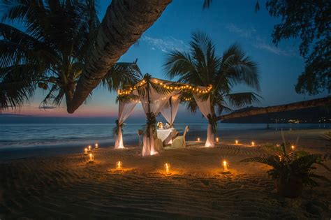 🌴 Honeymoon Inspo - Wedding QLD