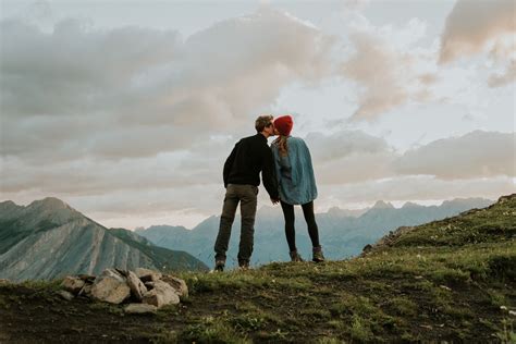 Adventurous Sunrise Session In Kananaskis — Célestine Aerden