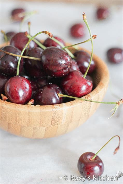 discover the easiest way to pit 100 cherries in 10 minutes no pitter required roxy s