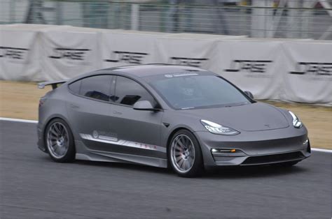 2020 tesla model 3 specifications. Tesla Model 3 with mods nearly takes out McLaren F1 lap ...