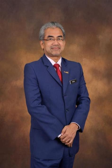 Letter from the director general of health malaysia. Entrevista al Director General de Turismo de Malasia