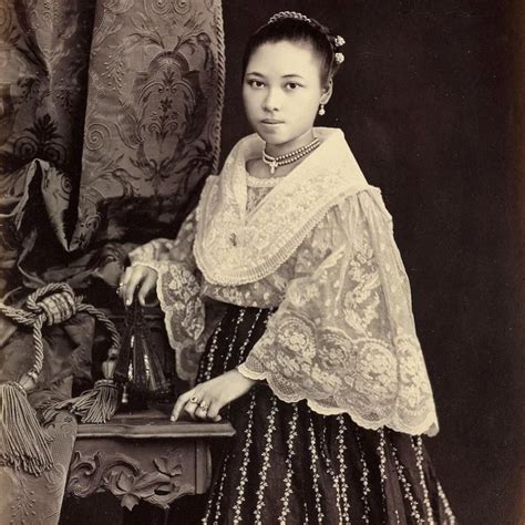 Why It’s Time To Rewrite María Clara And Our Filipina Story Philippines Fashion Filipino Women