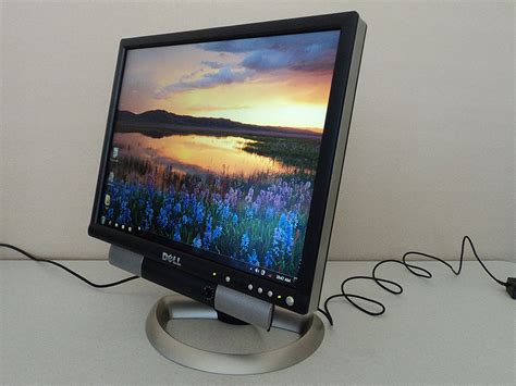 Dell Ultrasharp 2001fp 201 Inch Flat Panel Lcd Monitor N3 Free Image