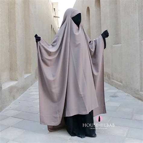 pin by seyyida ayşe eroğlu on niqab burqa veils and masks formal dresses long fashion jilbab