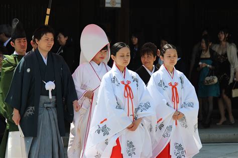 Marriages In Japan Culture Requirements And More Yabai The Modern Vibrant Face Of Japan