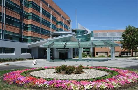 Jersey Shore University Medical Center 16 Photos And 31 Reviews