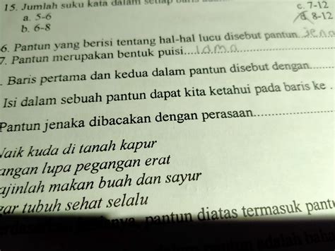 Isi Sebuah Pantun Terdapat Pada Baris - Giat Belajar