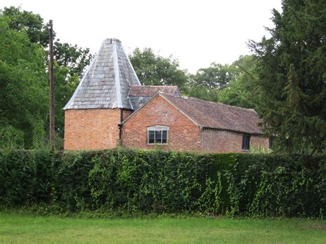Oast House Oast House Archive Geograph Britain And Ireland