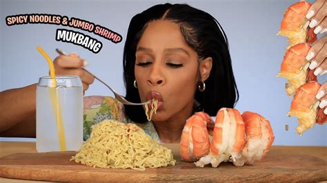 Spicy Noodles And Jumbo Shrimp Mukbang Female Foodie Eating Show Eating Sound Youtube