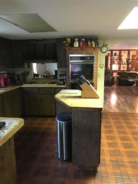 We offer a range of design and material options for both cabinet door replacement and new cabinet. Full Cabinet Replacement | Ocala, The Villages, FL | ReNew ...