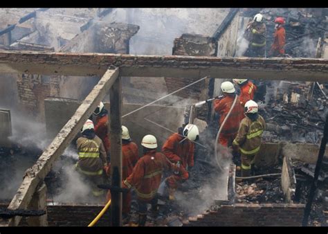 Kebakaran Rumah Penduduk Antara Foto