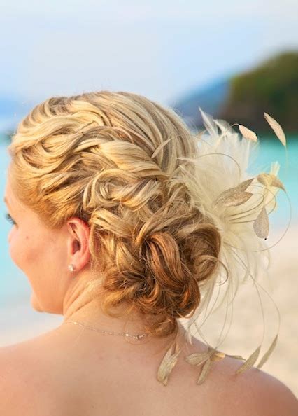 20 Beach Wedding Hairstyles Ideas Wohh Wedding
