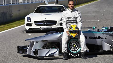 F1 Bosses Vote Hamilton As Best Driver