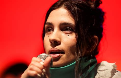 Pussy Riot Diz Que Movimento Pró Aborto Da Argentina é Inspirador